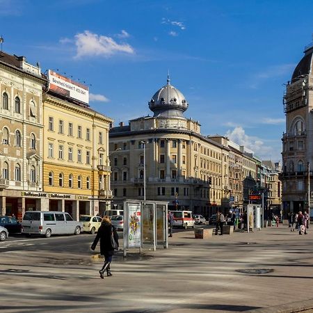 Budapest Three Cats Hostel ภายนอก รูปภาพ