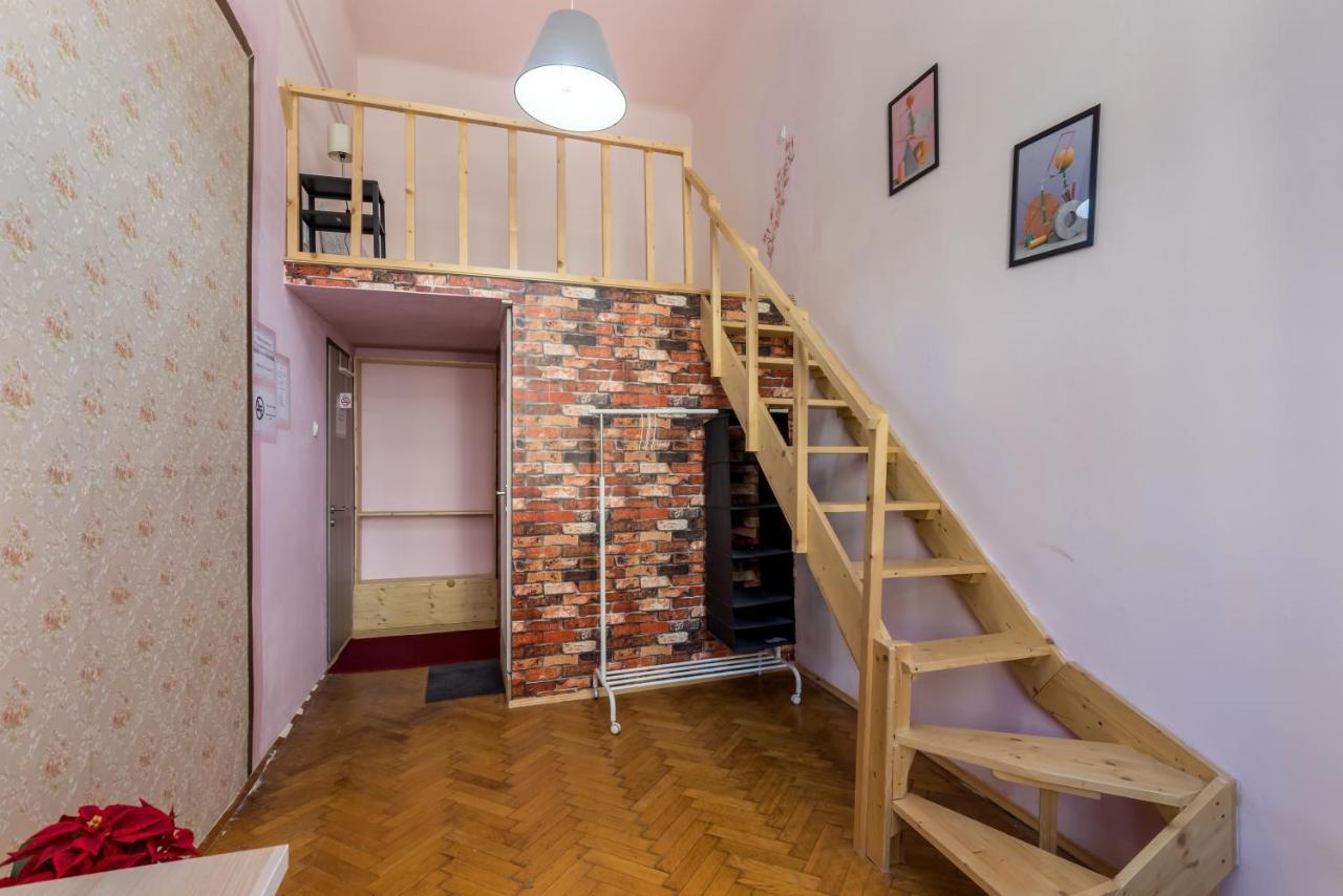 Budapest Three Cats Hostel ภายนอก รูปภาพ